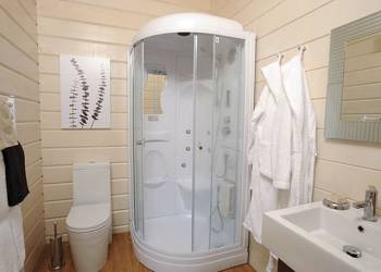 Woodland Lakes Lodges