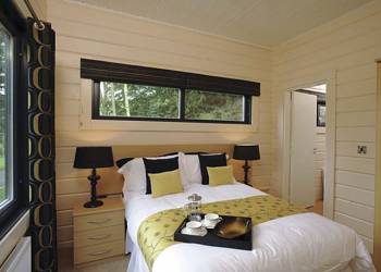 Woodland Lakes Lodges
