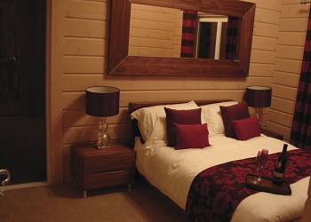 Woodland Lakes Lodges