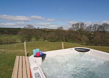 Bryn Thomas Lodges