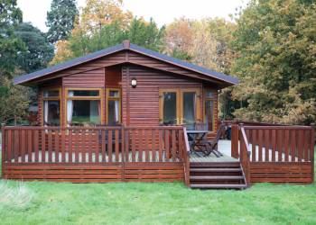 Fritton Lake Woodland Lodges in Norfolk - England - Fishing Holidays