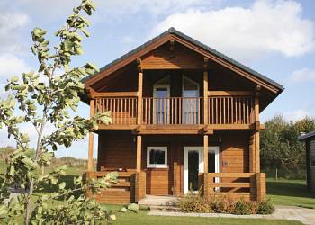 Woodland Lakes Lodges